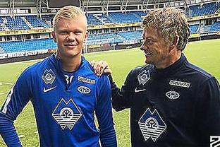 剩者为王！记者晒本赛季可能无缘评奖阵容：詹库东字文班在列