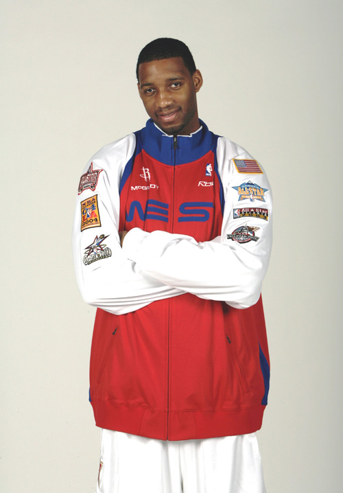 斯洛特两度弃用萨拉赫收奇效，利物浦四场不败迎欧冠胜利（斯洛特两次雪藏萨拉赫见成效，利物浦四战不败迎来欧冠胜利）