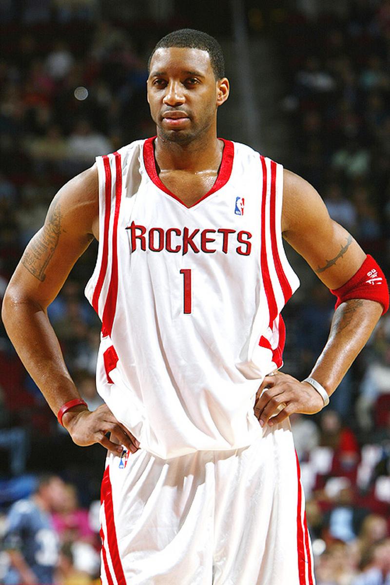 孔蒂：因为伤病我们的中场已经空了，希望坏运气能离我们远去（孔蒂：中场被伤病掏空，盼坏运气远离）