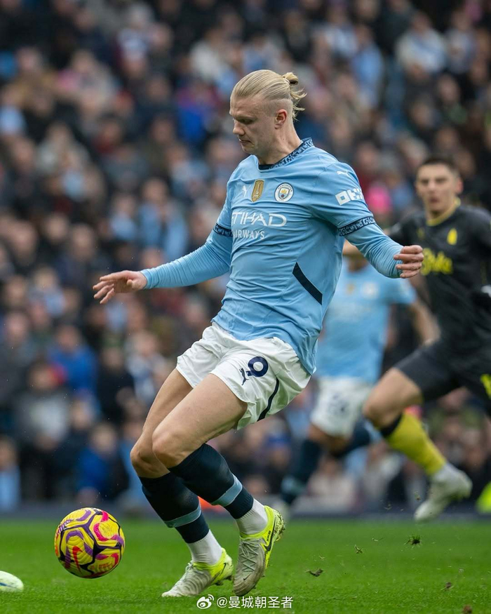 马斯切拉诺：让苏牙替补不是容易的决定，我们周中就沟通过（马斯切拉诺：安排苏亚雷斯替补并不轻松，我们已在周中提前沟通）